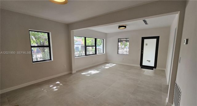 424 NE 63rd St, Miami, FL 33138
