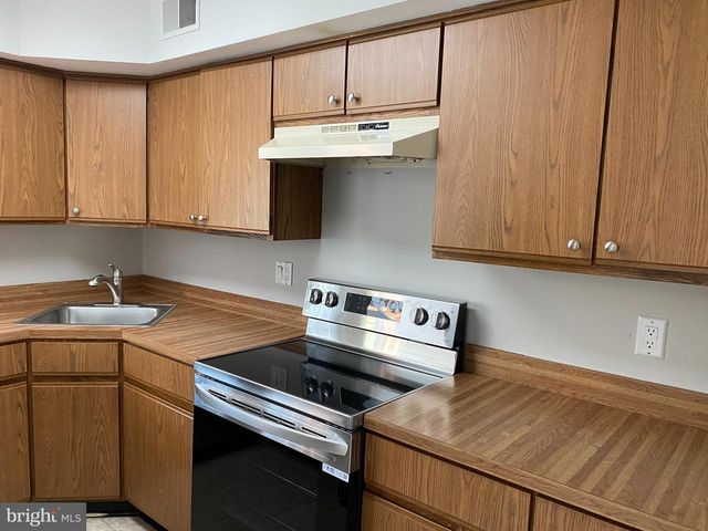 11017 BENNETT PL, Southampton, PA 18966