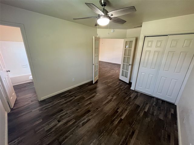 2450 Sunflower Drive, Arlington, TX 76014