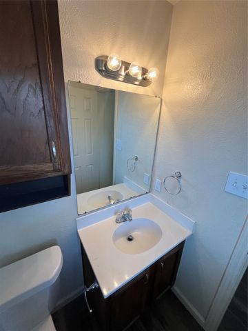 2450 Sunflower Drive, Arlington, TX 76014