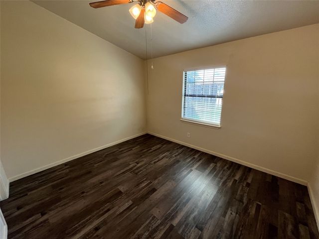 2450 Sunflower Drive, Arlington, TX 76014