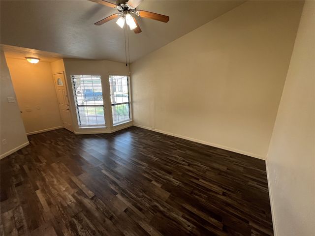 2450 Sunflower Drive, Arlington, TX 76014
