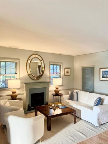 330 Centre Island Rd, Centre Island, NY 11771