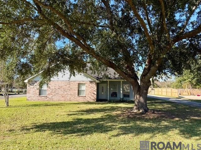 14189 Troy Duplessis Rd, Gonzales, LA 70737