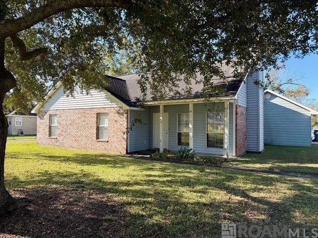 14189 Troy Duplessis Rd, Gonzales, LA 70737