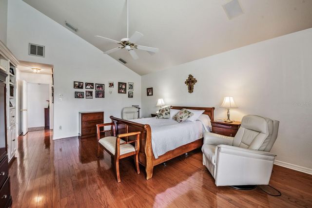 18911 AVENUE BIARRITZ, Lutz, FL 33558