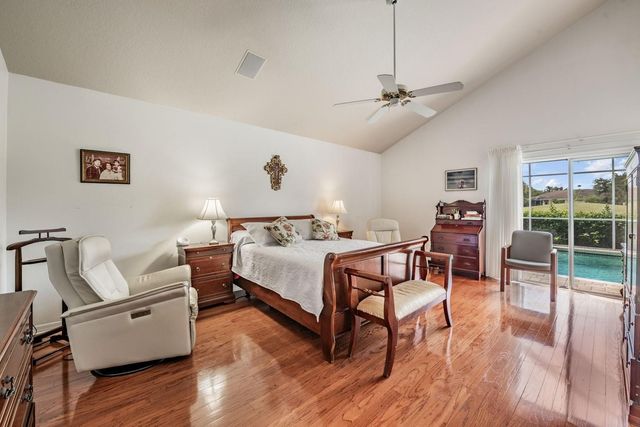 18911 AVENUE BIARRITZ, Lutz, FL 33558
