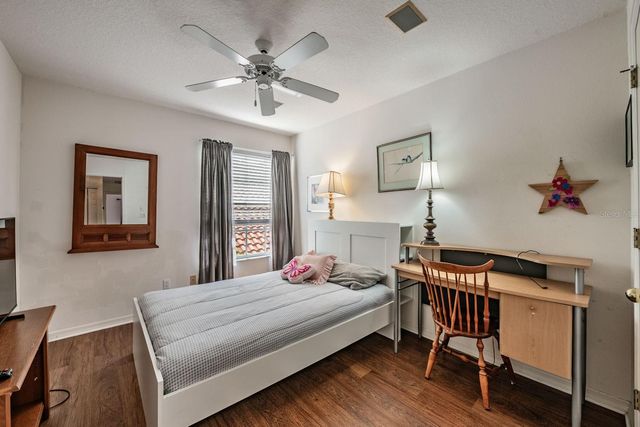 18911 AVENUE BIARRITZ, Lutz, FL 33558