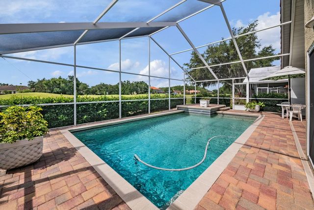 18911 AVENUE BIARRITZ, Lutz, FL 33558