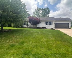 477 Greenlawn Drive, Howard, OH 43028