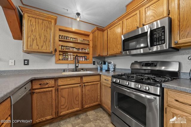 1130 E Chugach View Drive, Wasilla, AK 99654