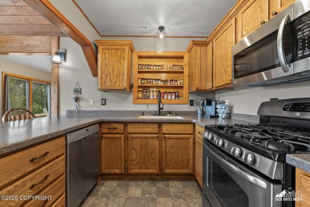 1130 E Chugach View Drive, Wasilla, AK 99654