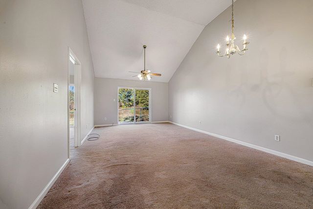 2749 COLONIAL TOWERS DR, Memphis, TN 38016