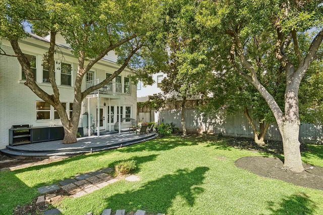 1645 Kipling Street, Houston, TX 77006