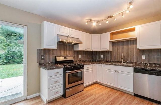 7302 E 112 Street, Kansas City, MO 64134