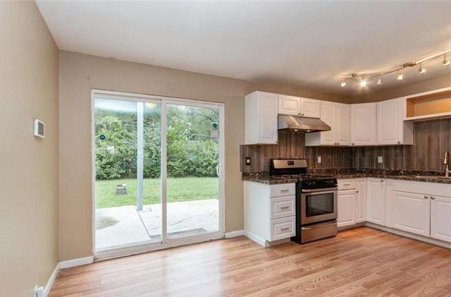 7302 E 112 Street, Kansas City, MO 64134