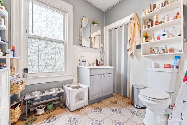 183 Walnut Street, Paterson, NJ 07522