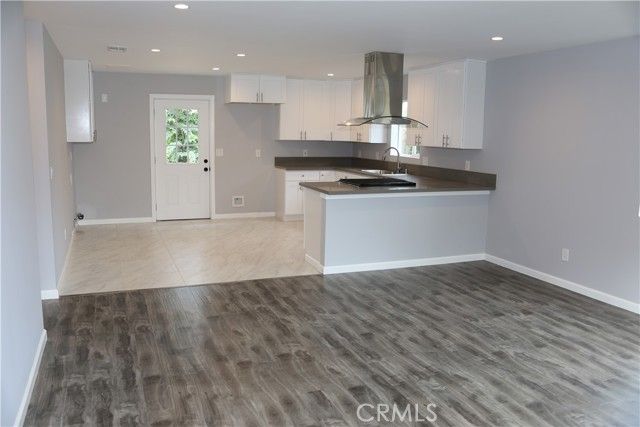 7419 Alabama Avenue, Canoga Park (los Angeles), CA 91303