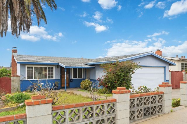 1609 Darwin St, Seaside, CA 93955