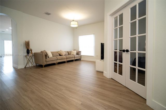 13746 SW 32nd St, Miramar, FL 33027