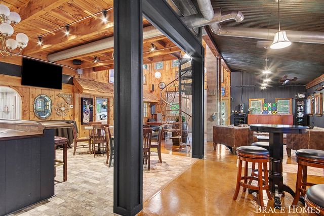 5501 Canyon River Drive, Ada, MI 49301