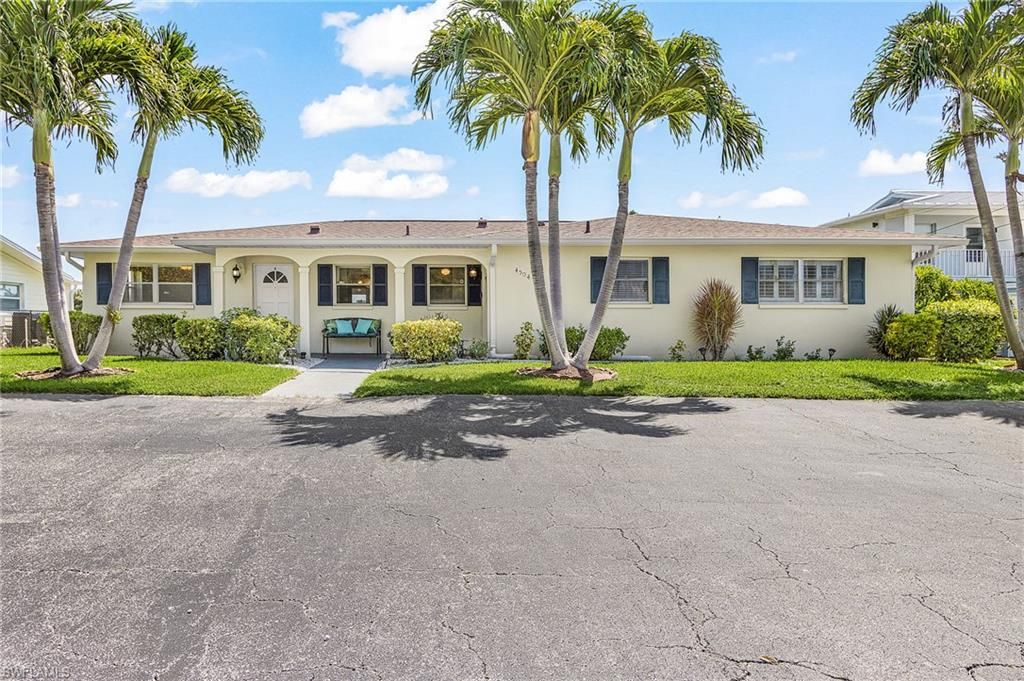 4504 SE 6th PL A+B, CAPE CORAL, FL 33904 — exterior
