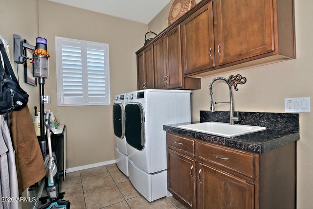 7780 W YORKTOWN Way, Florence, AZ 85132