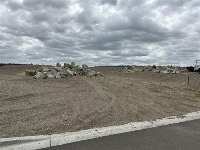 30 E Center Ln, Spokane, WA 99208