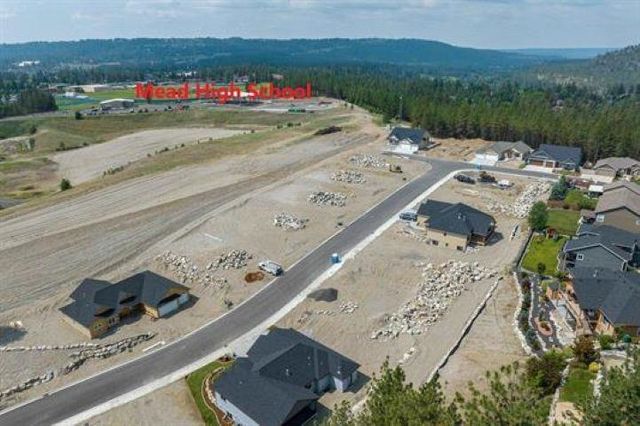 30 E Center Ln, Spokane, WA 99208