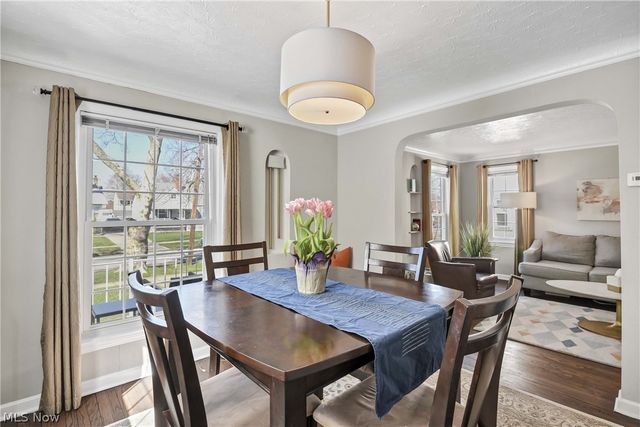 4121 W 158th Street, Cleveland, OH 44135