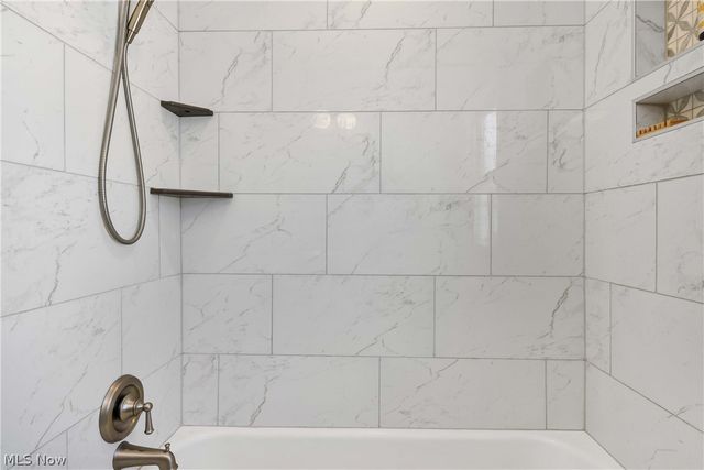 4121 W 158th Street, Cleveland, OH 44135