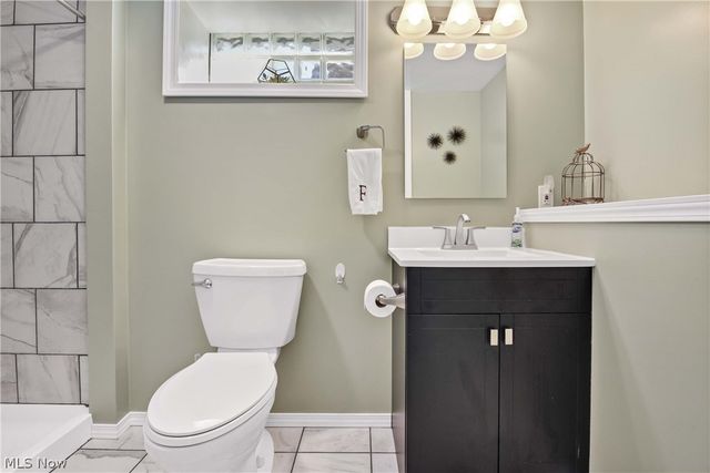 4121 W 158th Street, Cleveland, OH 44135