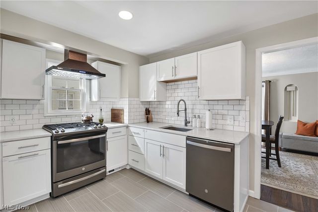 4121 W 158th Street, Cleveland, OH 44135