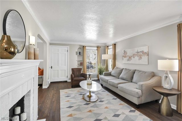 4121 W 158th Street, Cleveland, OH 44135