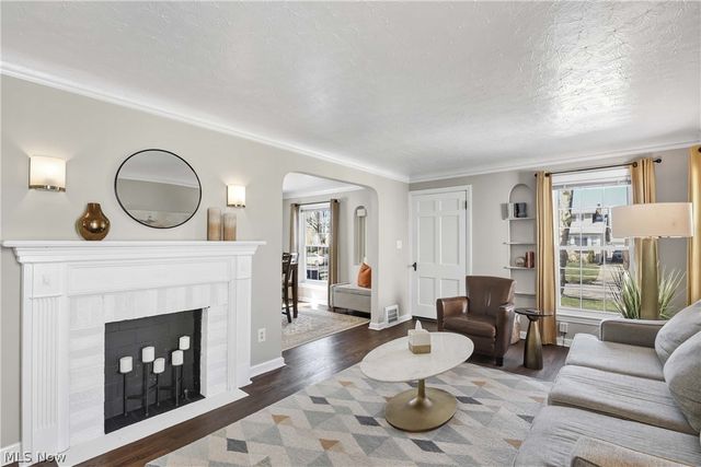 4121 W 158th Street, Cleveland, OH 44135