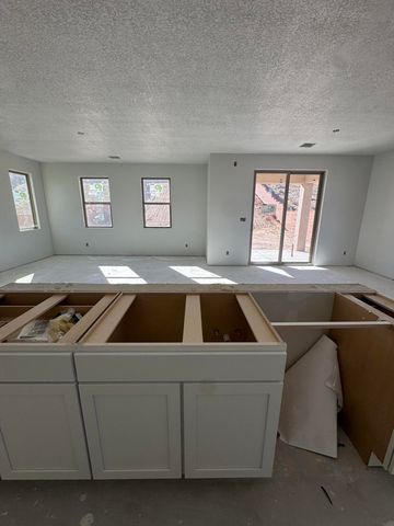 1517 Valle De Colores Street NW, Los Lunas, NM 87031