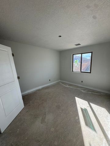 1517 Valle De Colores Street NW, Los Lunas, NM 87031