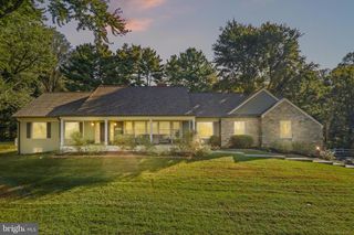 6811 WHITE ROCK RD, Clifton, VA 20124