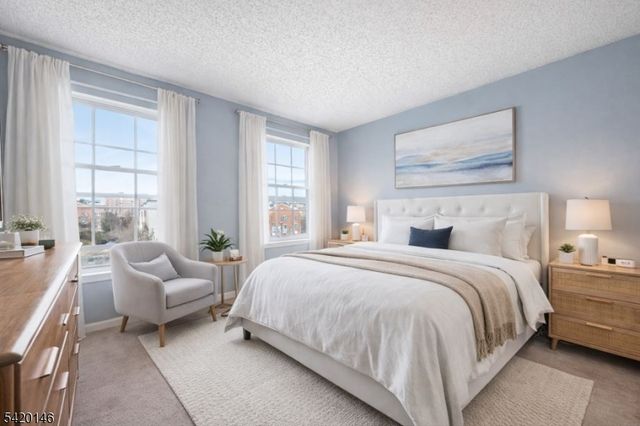 95 Vaughan Dr, Newark City, NJ 07103