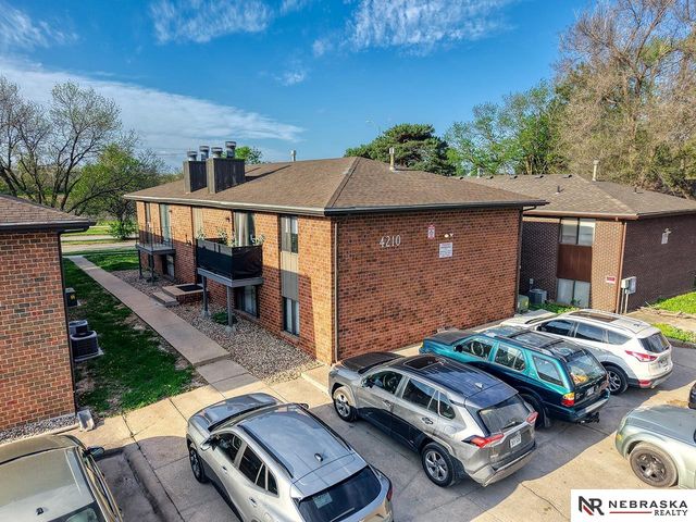 4210 Huntington Avenue, Lincoln, NE 68504