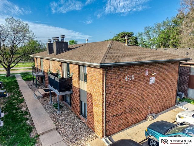 4210 Huntington Avenue, Lincoln, NE 68504