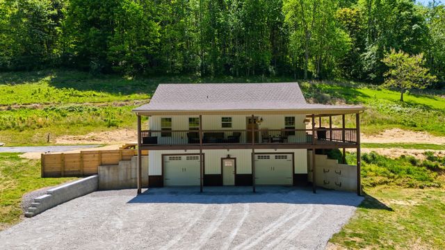 2431 Free State Rd, Gainesboro, TN 38562