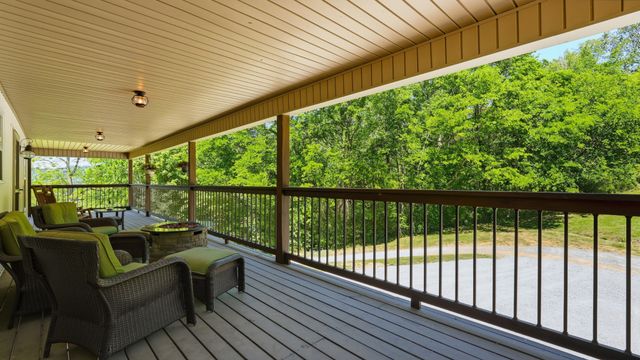 2431 Free State Rd, Gainesboro, TN 38562