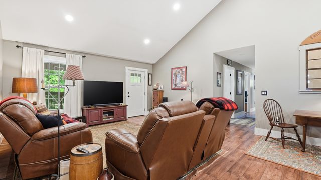 2431 Free State Rd, Gainesboro, TN 38562