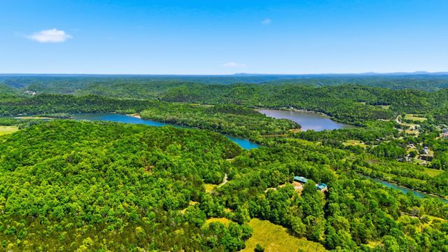 2431 Free State Rd, Gainesboro, TN 38562