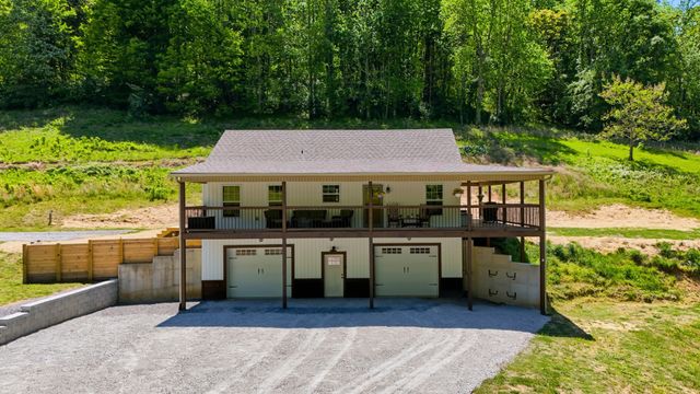 2431 Free State Rd, Gainesboro, TN 38562