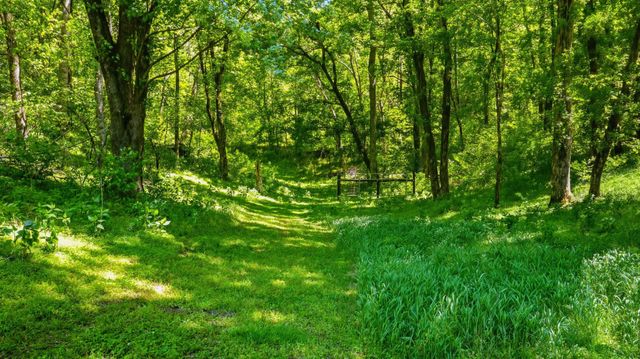 2431 Free State Rd, Gainesboro, TN 38562