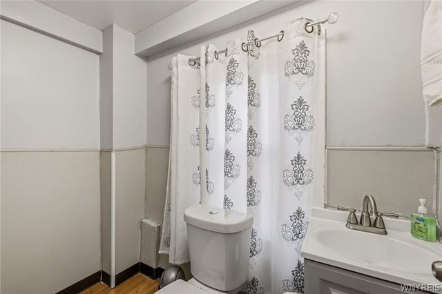 64 Hastings Avenue, Buffalo, NY 14215