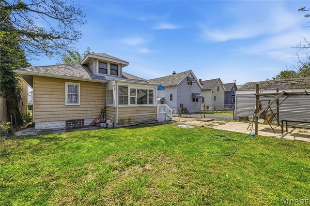 64 Hastings Avenue, Buffalo, NY 14215