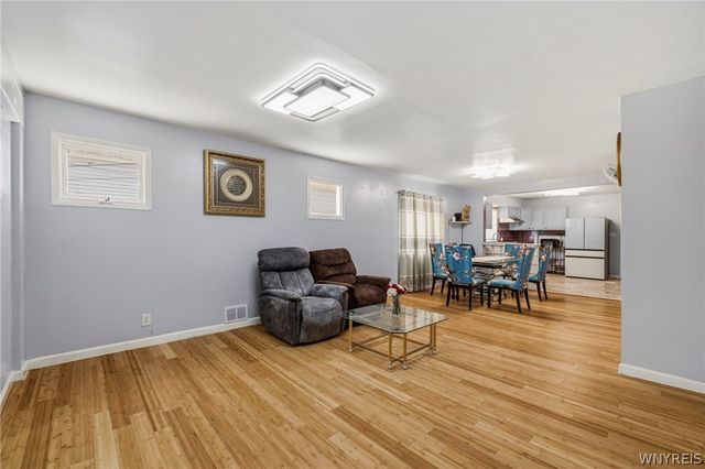 64 Hastings Avenue, Buffalo, NY 14215